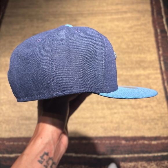 Blue Jays Hat Men’s New Era 59Fifty Fitted - Picture 4 of 6